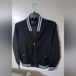 BLACK WAIST LENGTH JACKET